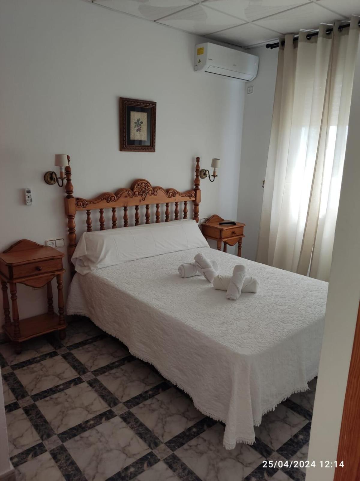 Hostal Quinto Pino Chipiona Exterior foto