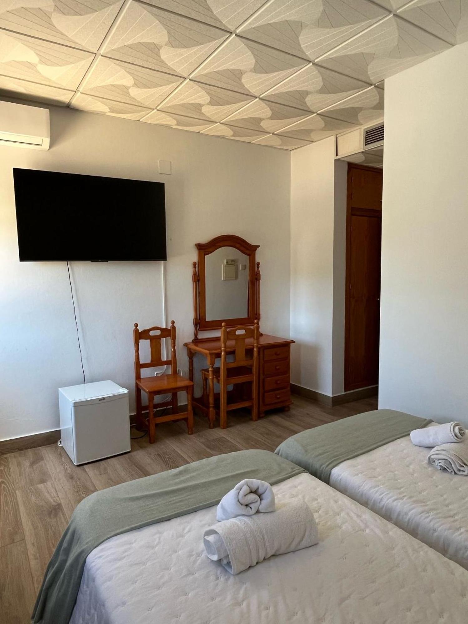 Hostal Quinto Pino Chipiona Exterior foto